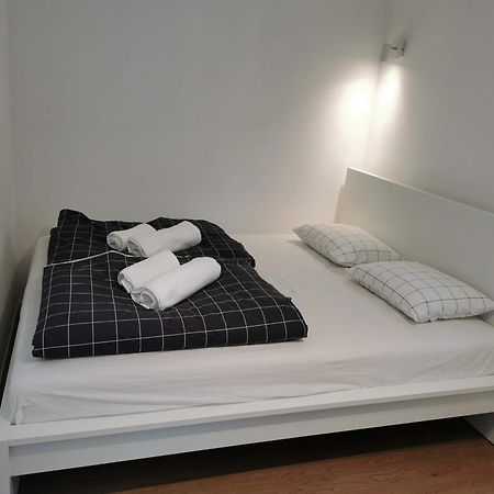 Naia Apartments Novo Mesto Buitenkant foto