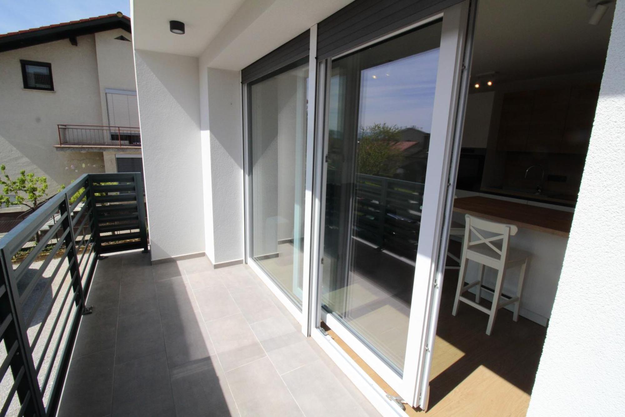 Naia Apartments Novo Mesto Buitenkant foto